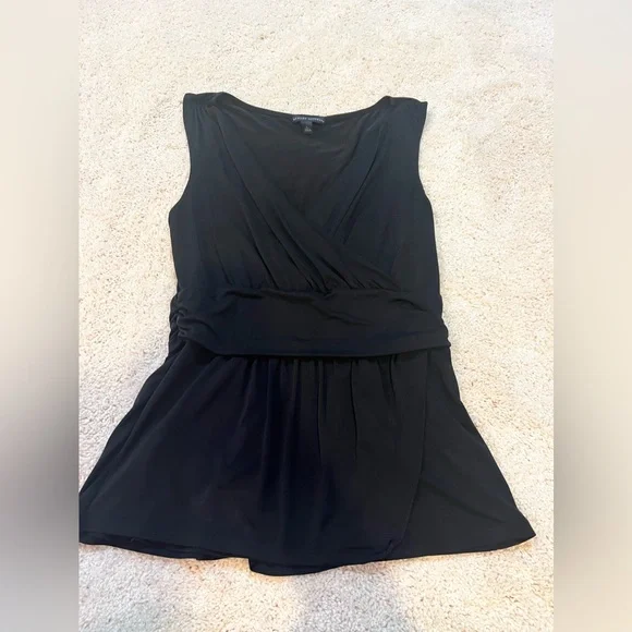 Banana Republic Dressy Black Sleeveless Top Size Small - Picture 3 of 10